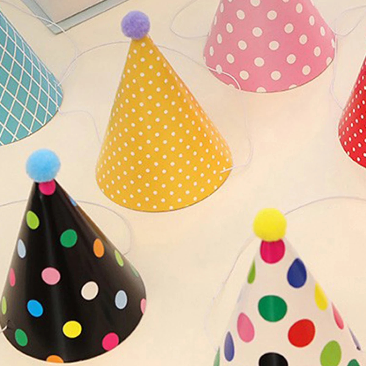 11PCS Geburtstagsfeier Trompet – Party Hat Cone Bewertung und Preis
